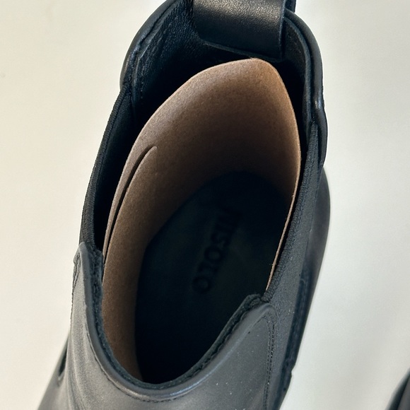 Nisolo | Ana Heeled Black Leather Chelsea Boots - Picture 10 of 10